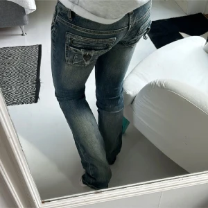 Lågmidjade jeans  - Galet snygga men passade tyvärr inte mig💓 