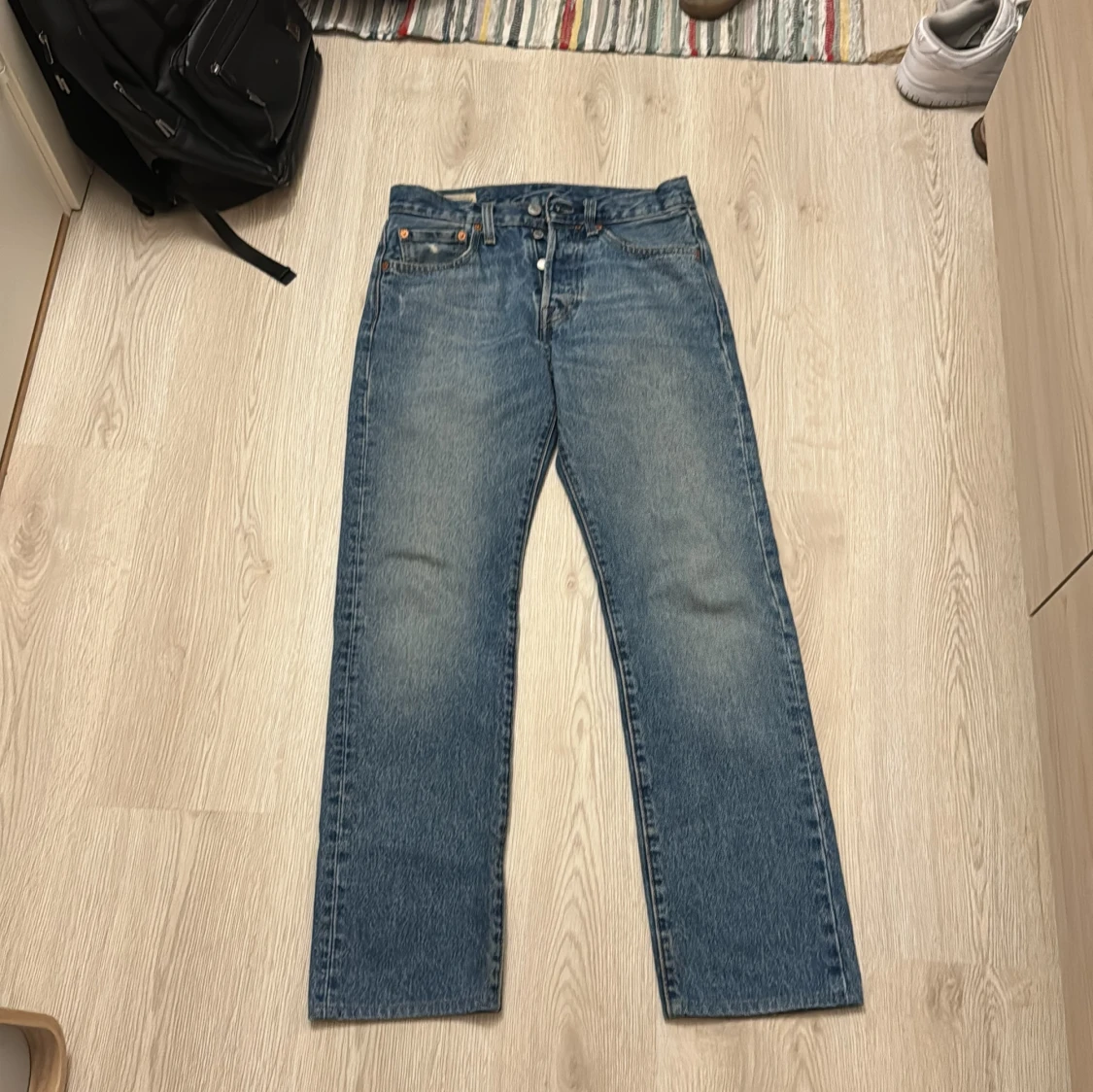 Levis 501 jeans