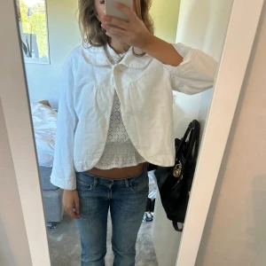 Kappa/jacka💗 - Kappa/jacka med en knapp💗💗står storlek L men i referens brukar jag ha xs/s💗💗