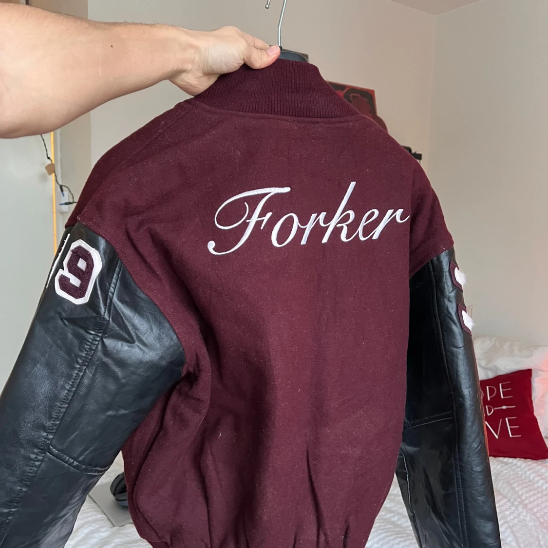 Vinröd och svart bomberjacka - 92