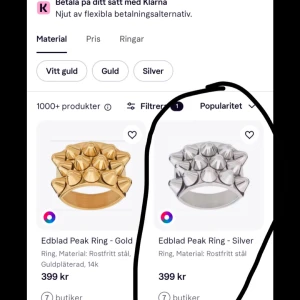 Edblad Peak Ring - Silver - Stilren och modern ring från Edblad i silverfärg. Ringen har en unik design med flera små spetsar som ger ett edgy och trendigt utseende. Tillverkad i rostfritt stål, perfekt för att ge din outfit en extra touch, som ny❤️❤️pris kan diskuteras. den är i 18.5 men passar nästan alla den åker inte av iallafall