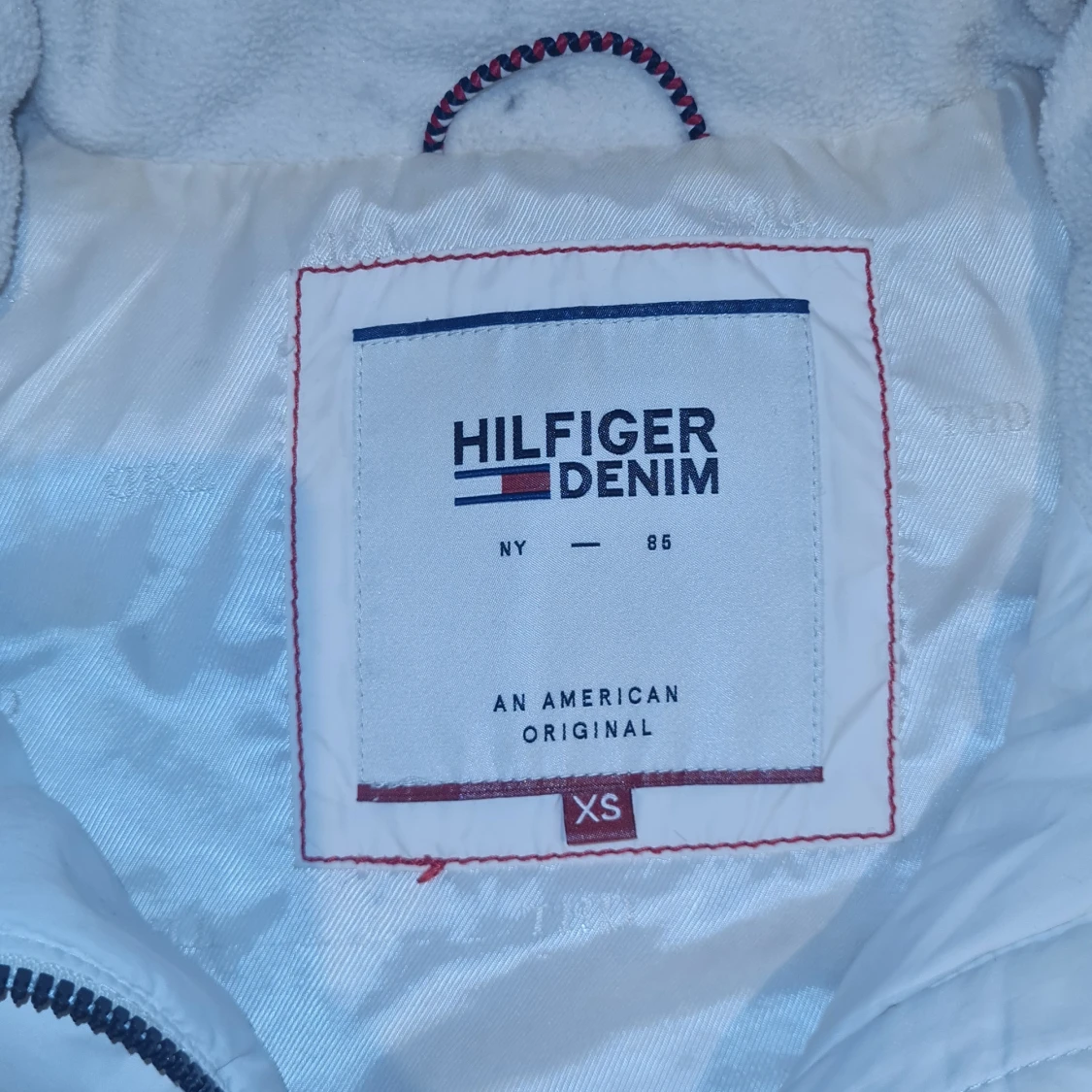 Vit dunväst från Hilfiger Denim - 2