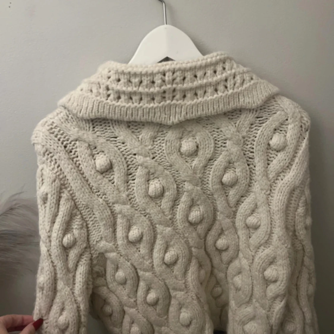 Vit stickad kofta från Zara - 2