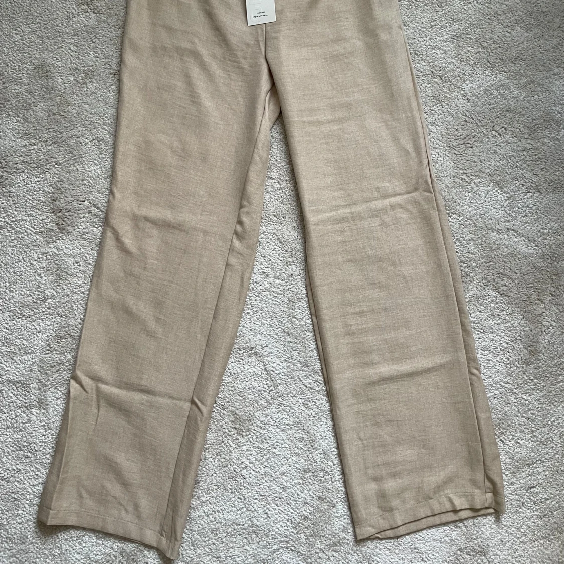 Beige linnebyxor från ONLY M - 90