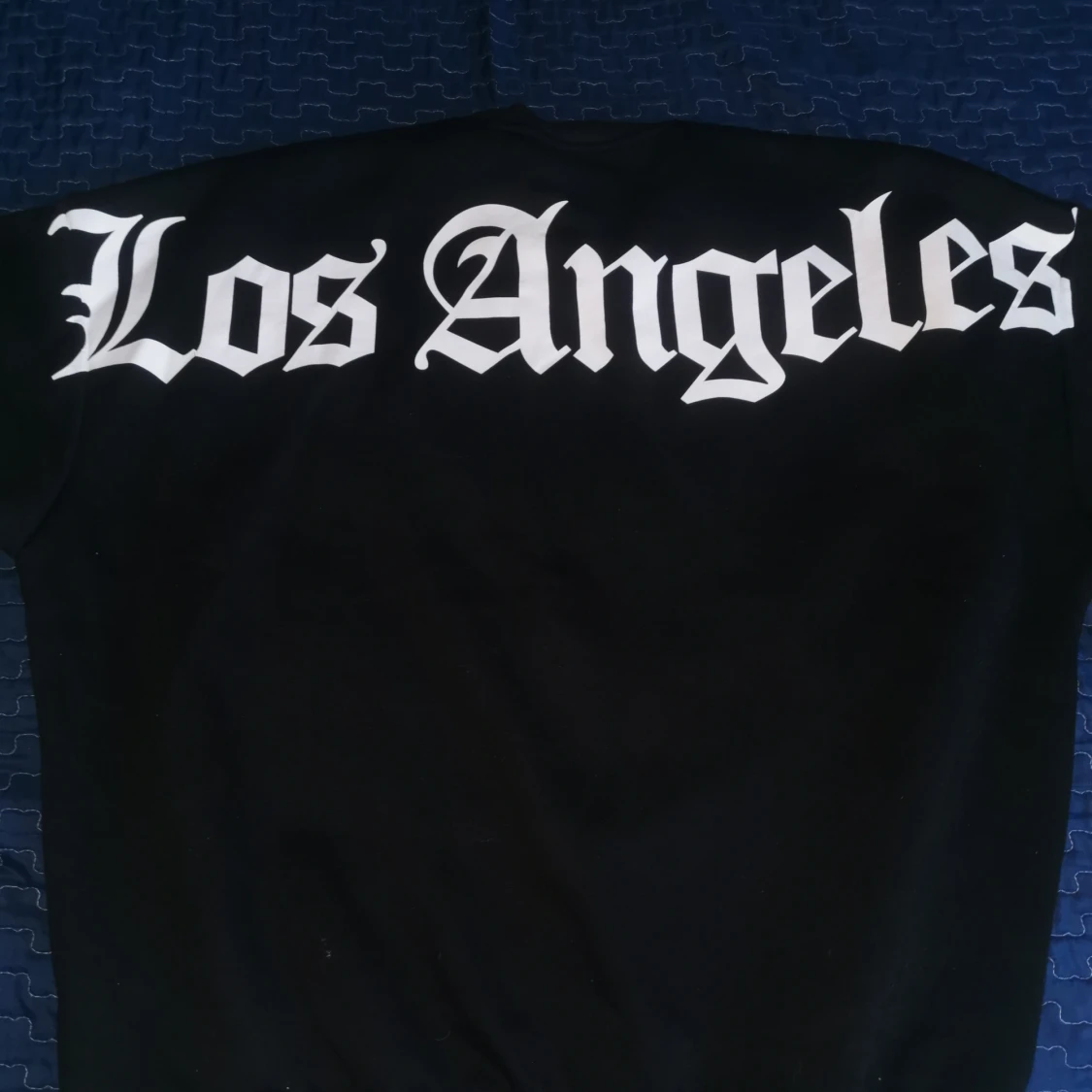 Svart tröja med Los Angeles-tryck från Black Sound