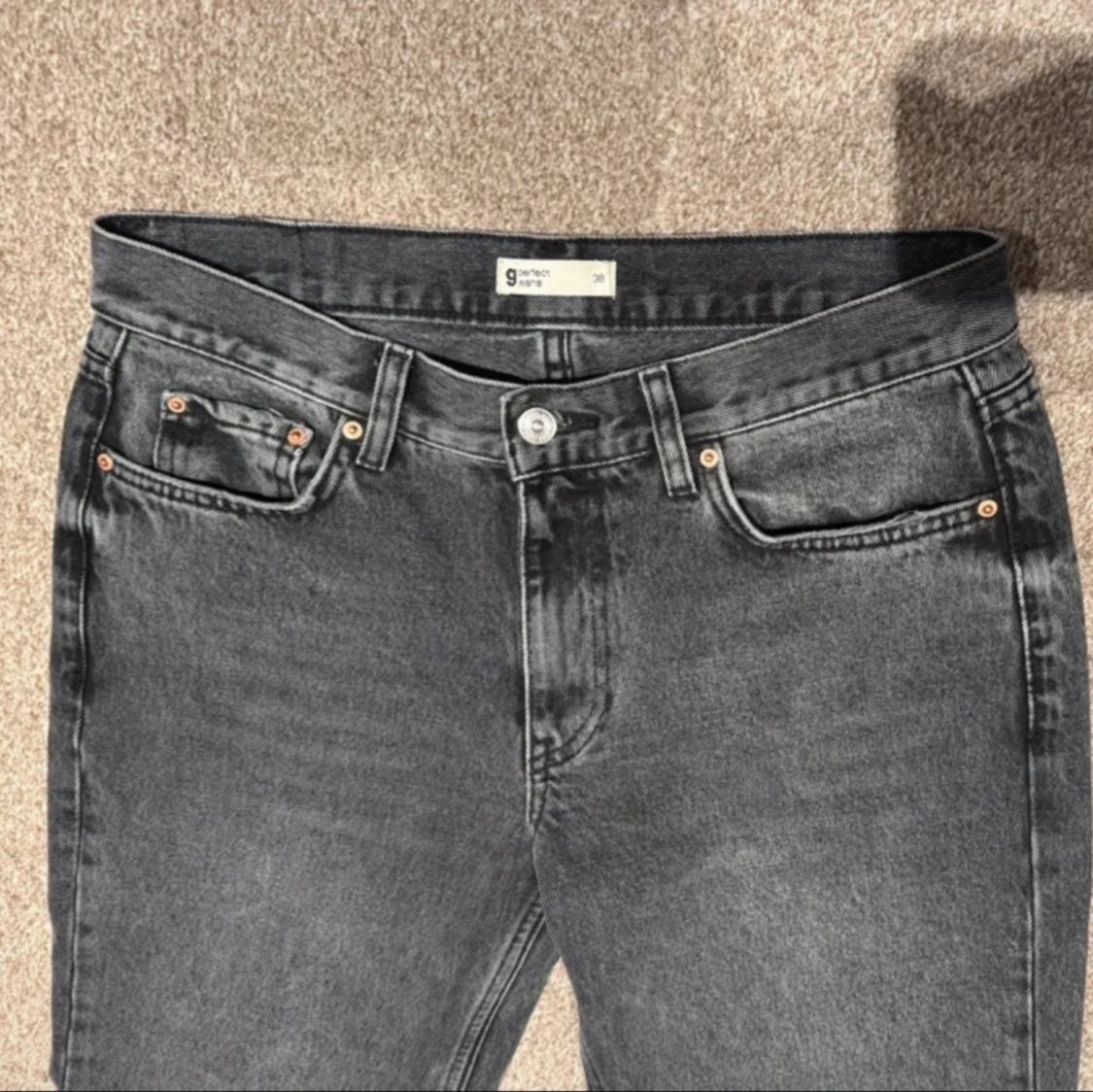 Grå lågmidjade jeans - 93