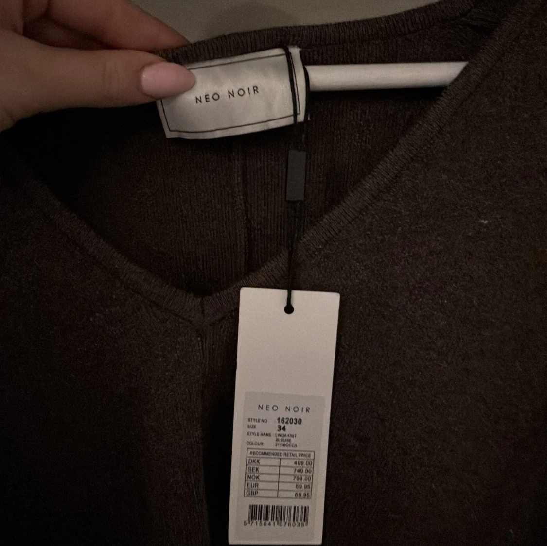 Brun stickad tröja från Neo Noir - 92