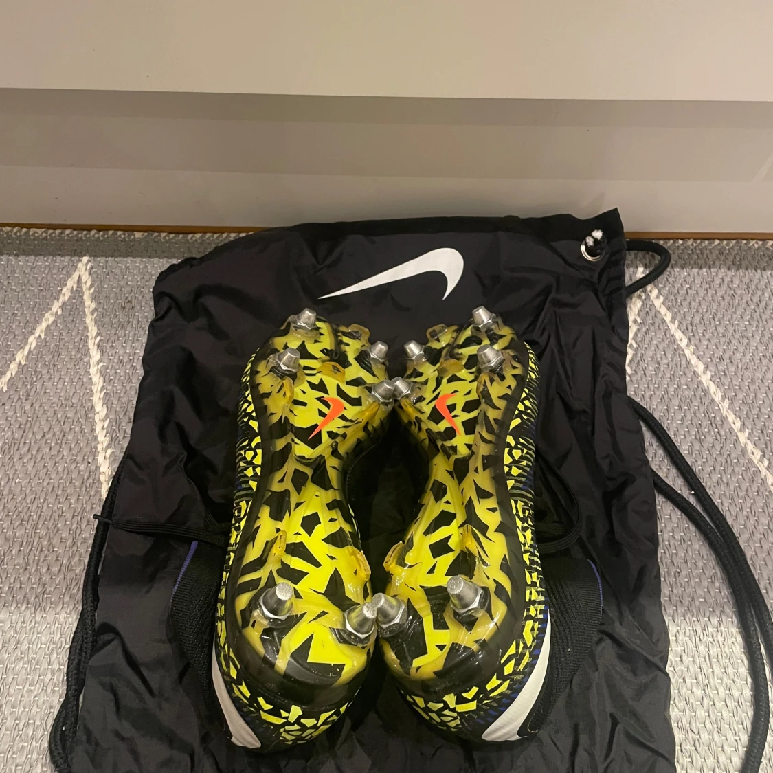 Nike Hypervenom Elite SG - 92