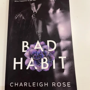 Bad Habit - Boken 'Bad Habit' av Charleigh Rose. Slitage på karmen annars som ny. Har fler böcker till salu på min profil