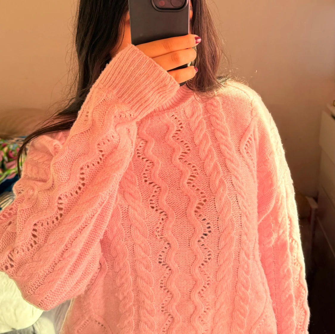 Rosa stickad tröja