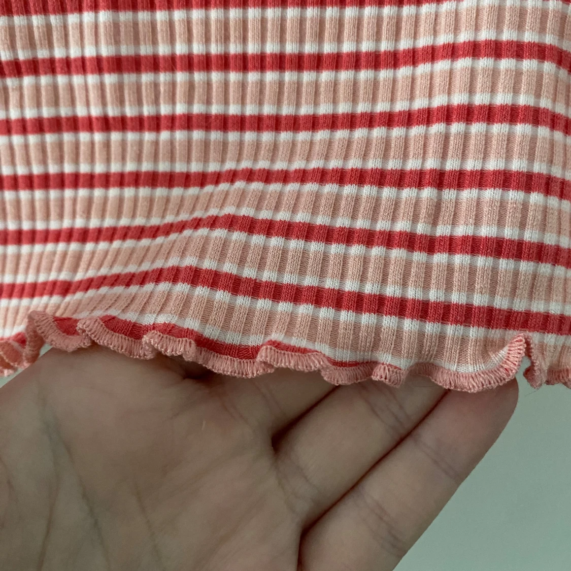 Randig ribbad topp från Bubbleroom - 92