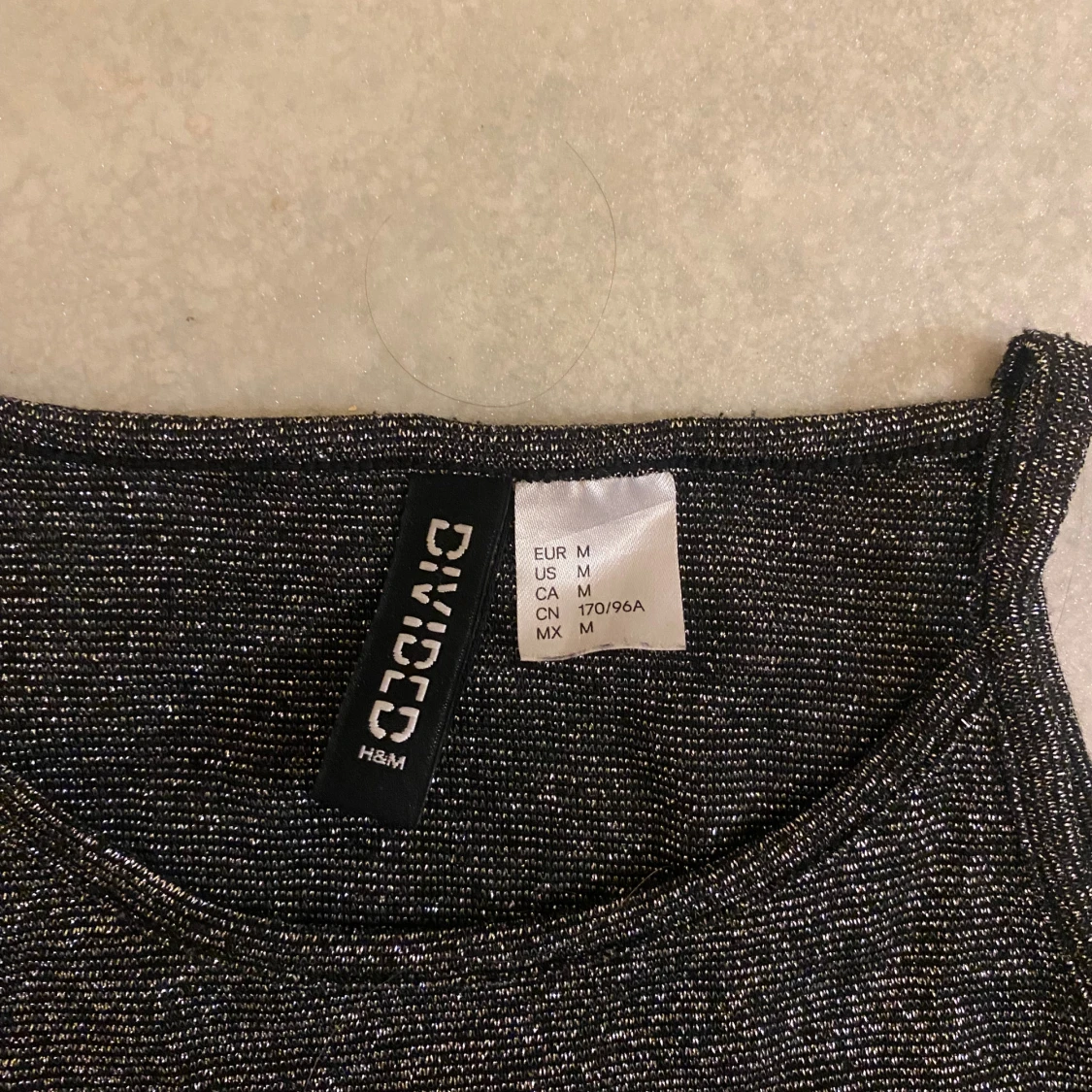 Glittrig linne från H&M Divided - 91