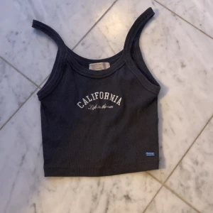 Fin topp - Jättefin topp, perfekt att ha på sommaren!