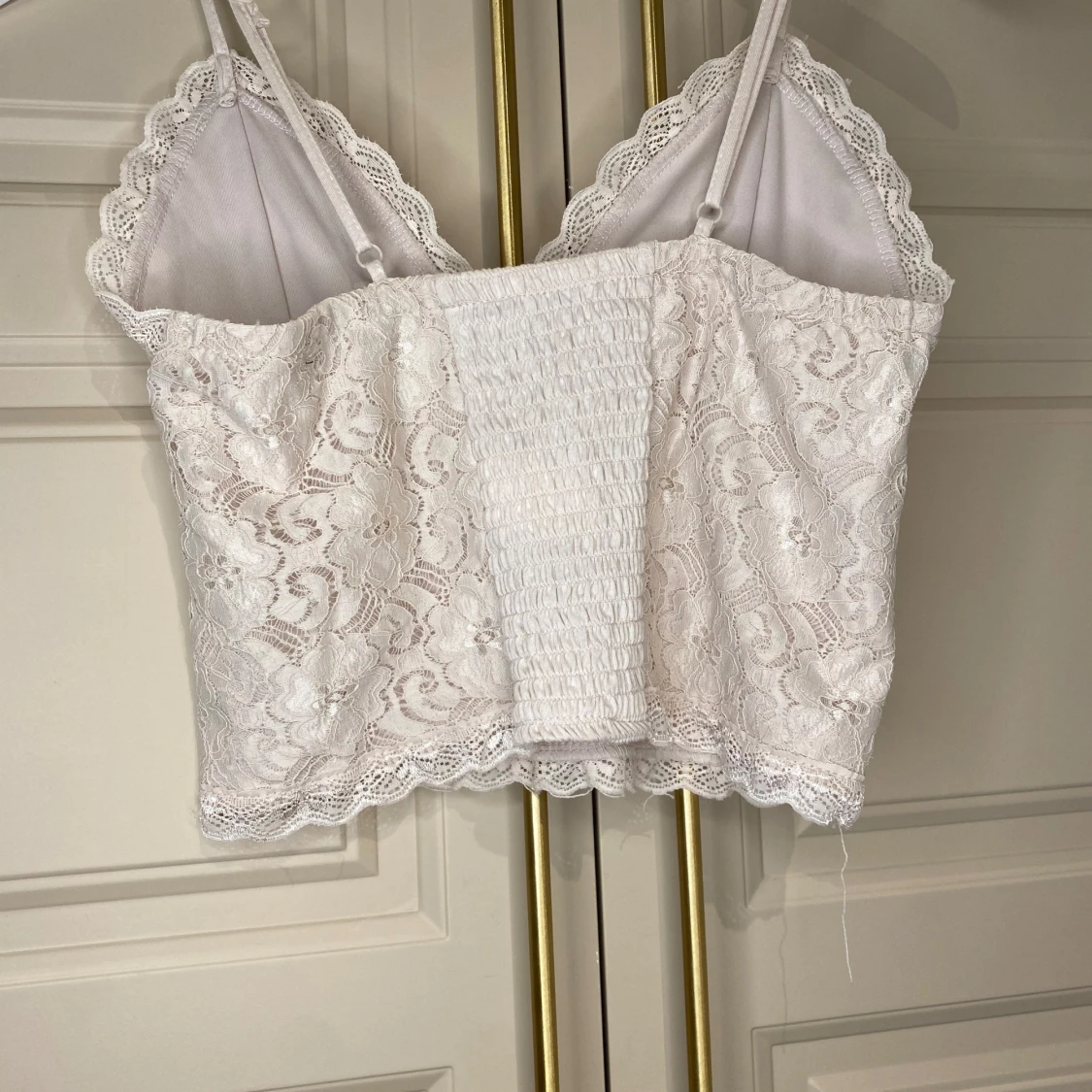 Beige spetslinne - 90