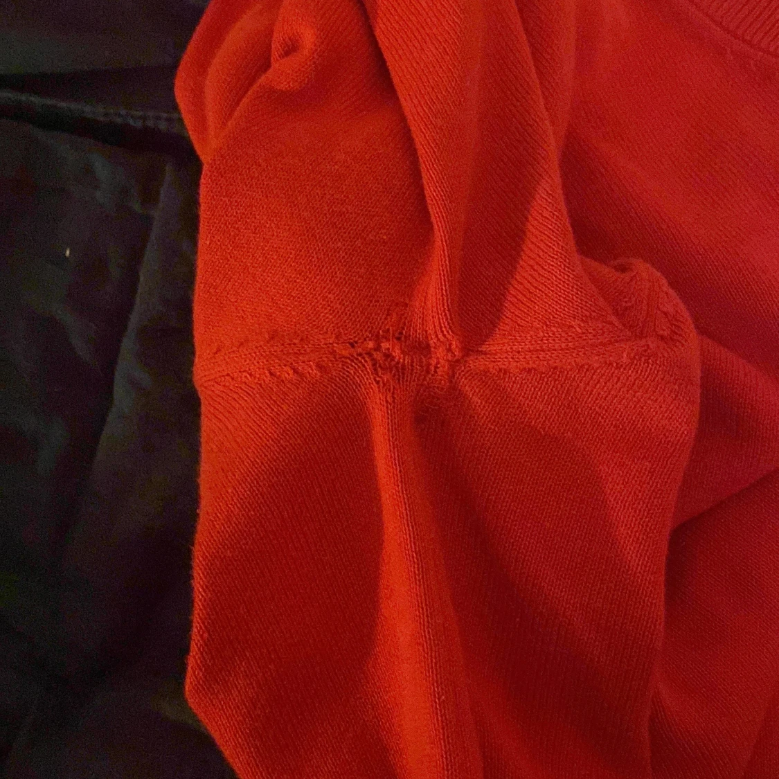 Riley | Röd Stickad Tröja | L  - 2