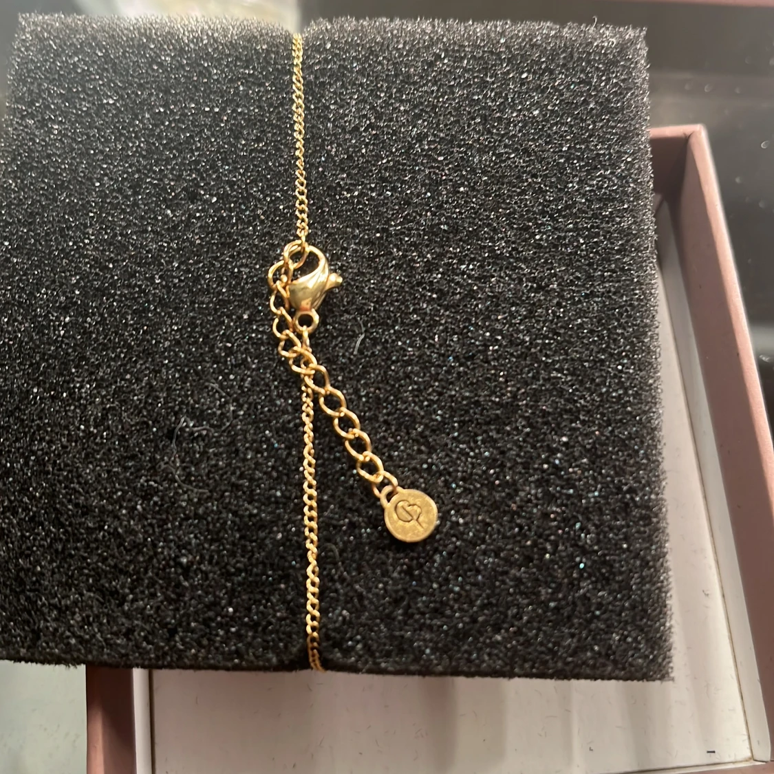 Guldarmband med hjärta från Edblad - 2