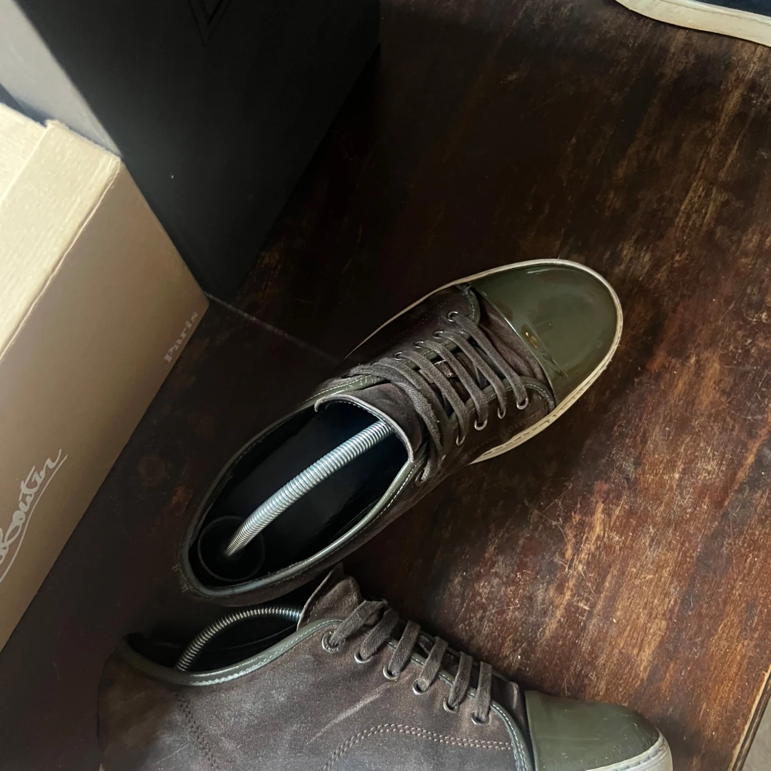 Bruna sneakers från Lanvin - 3