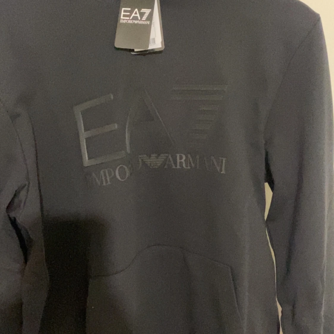 Svart hoodie från Emporio Armani - 3