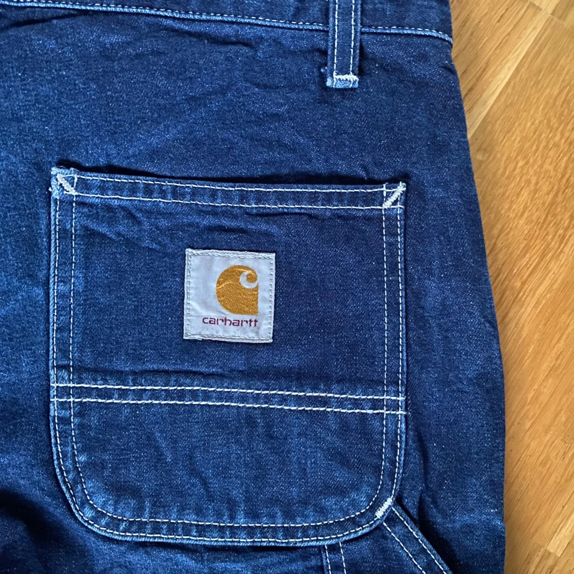 Blå shorts från Carhartt - 1