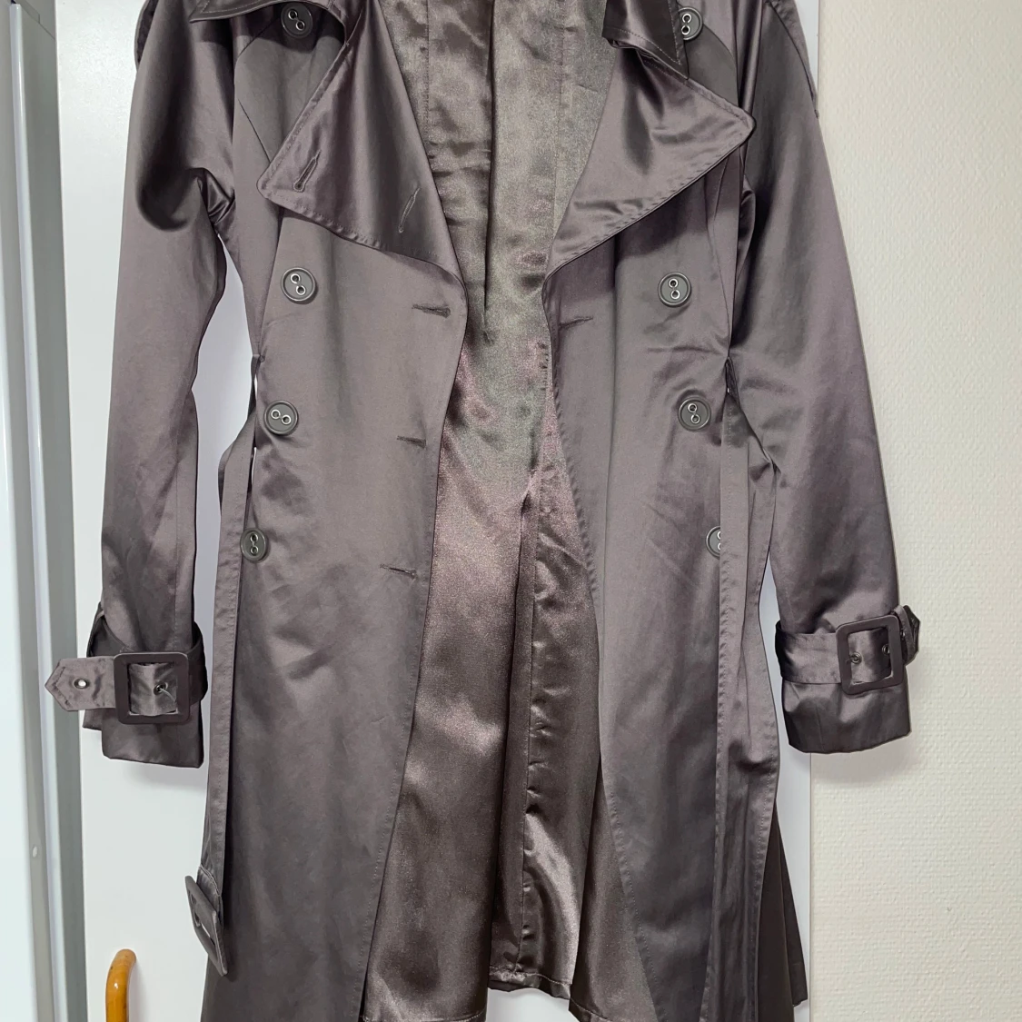 Grå trenchcoat från Derhy - 90