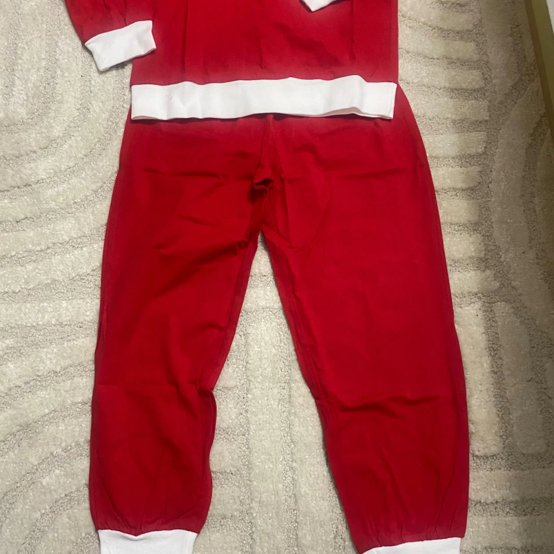 Röd tomtedräkt med luva - 92