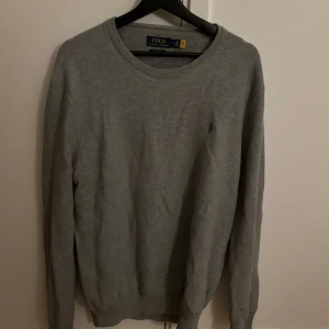 Ralph lauren tröja - R.L sweatshirt | Nypris 2000kr | Storlek L
