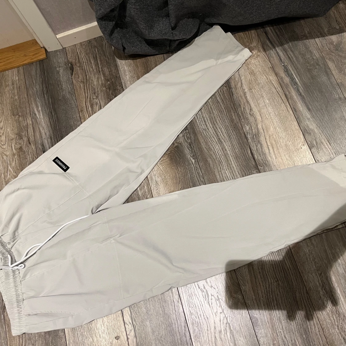 Två byxor för ett pris  - 91