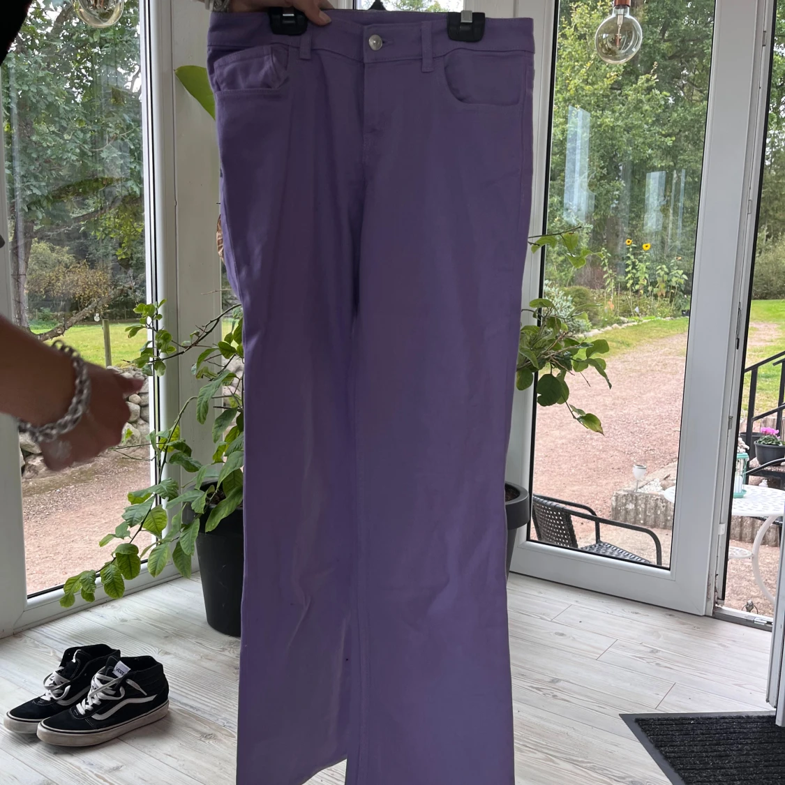 Lila byxor med bootcut - 92