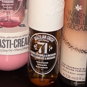 Sol de Janeiro 71 - Body mist från sol de Janeiro i nummer ”71” använd endast en gång men inte min typ av doft. Luktar väldigt mycket vanilj & karamell popcorn. Går att blanda med många andra dofter.