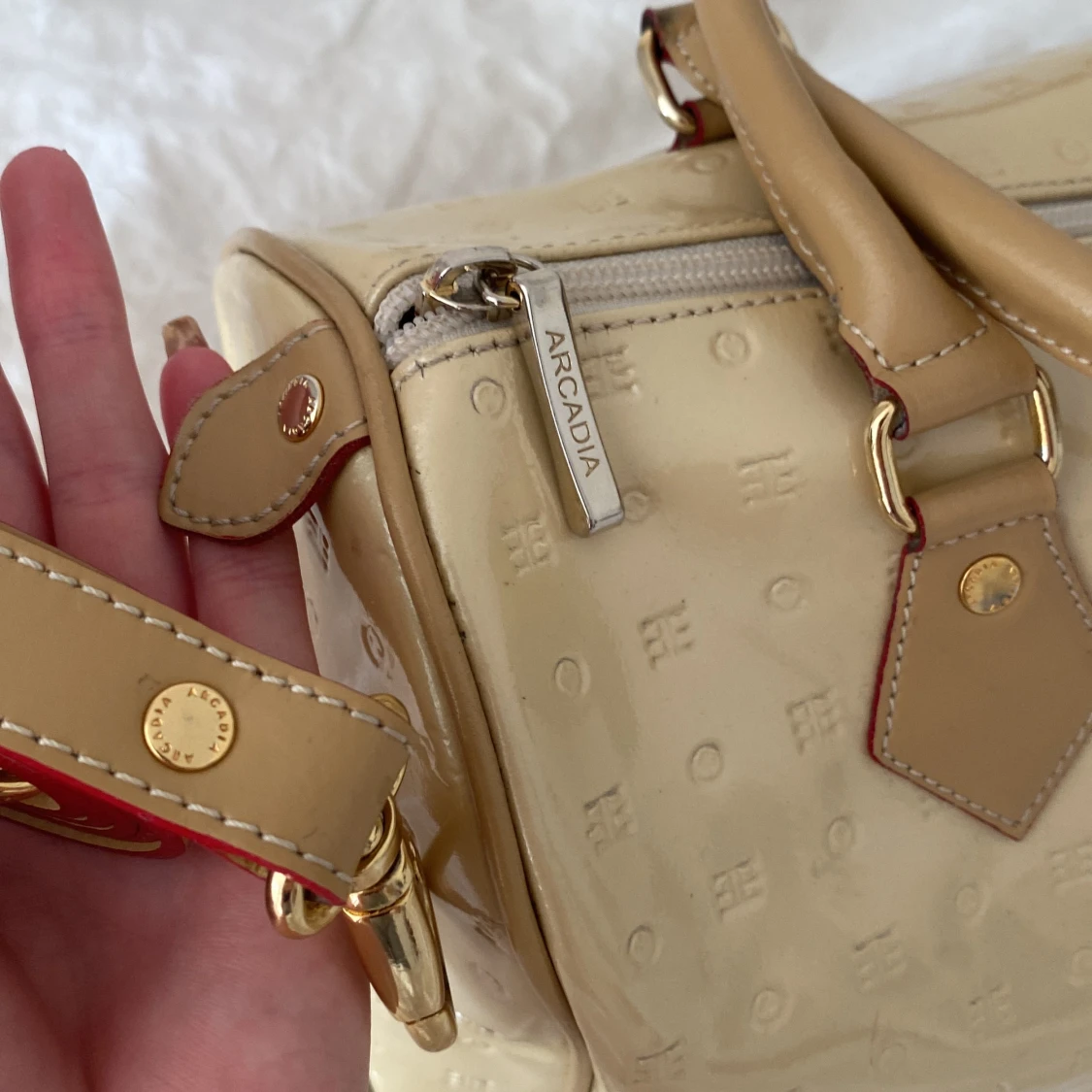Beige handväska från Arcadia - 92