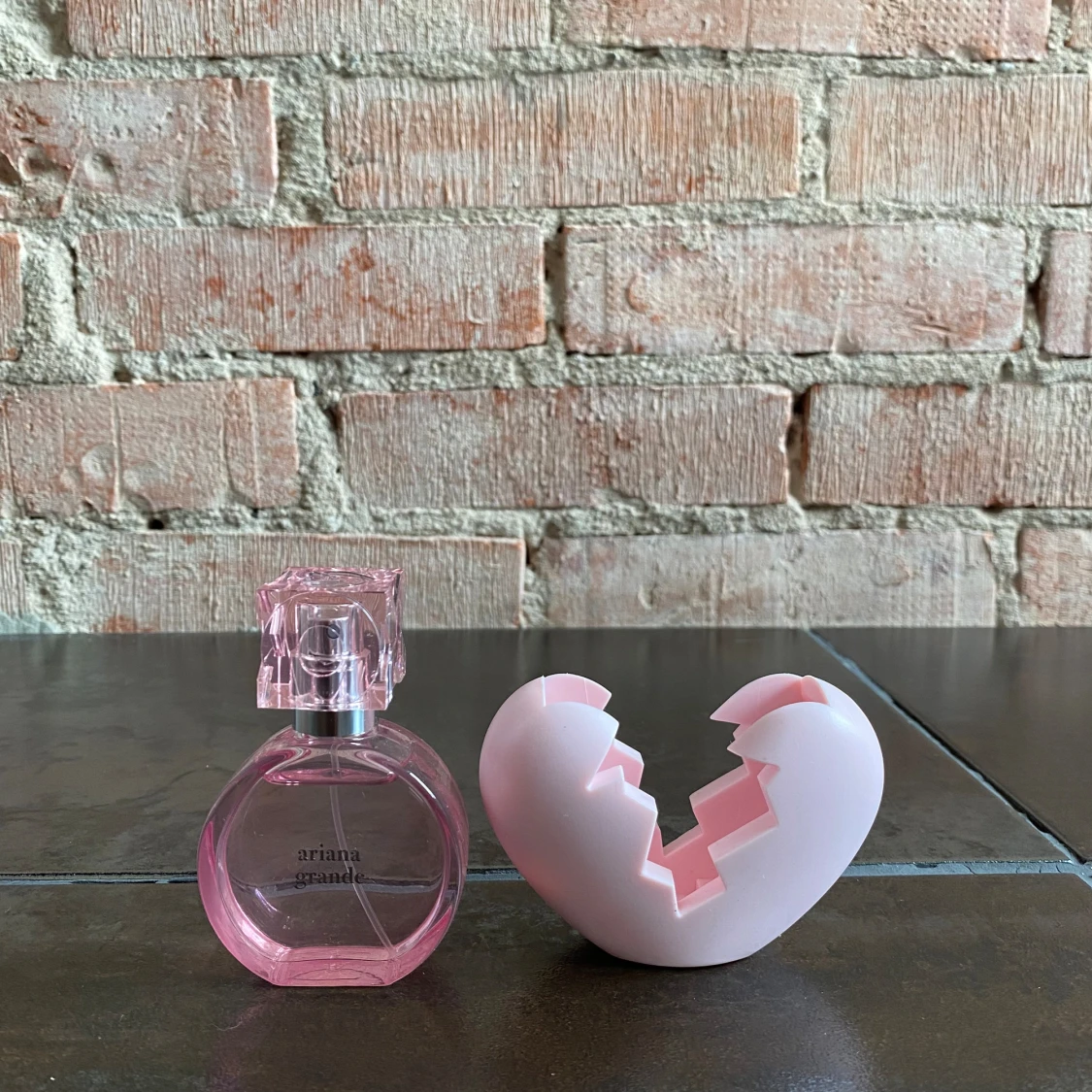 Ariana Grande parfym - Thank u next EdP - 90