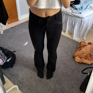 Säljer mina kostymbyxor  - Jag säljer mina kostymbyxor från vero Moda💗