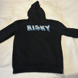 Hoodie - Hoodie med fickor