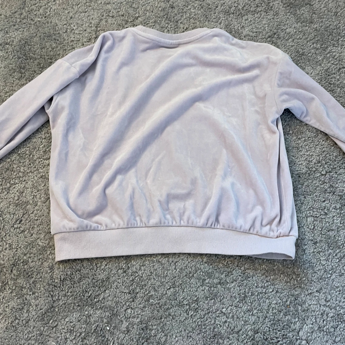 Fin lila tröja - 91