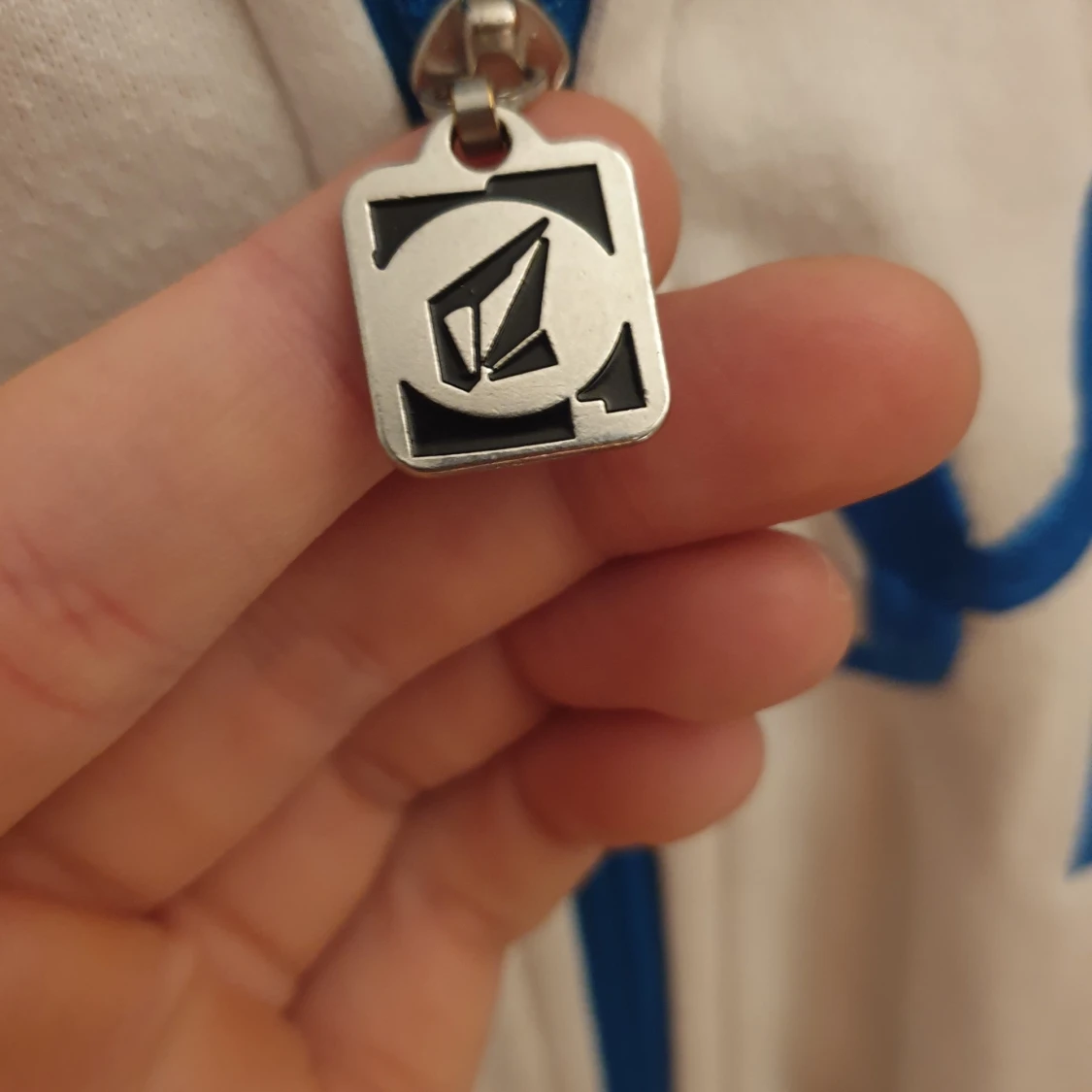 Y2k volcom skate zip up - 91