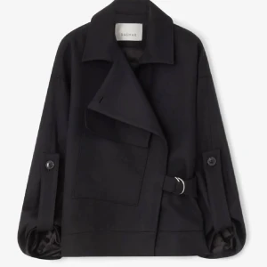 Dagmar jacka  - Svart jacka från Dagmar i stl 34, 2800+frakt