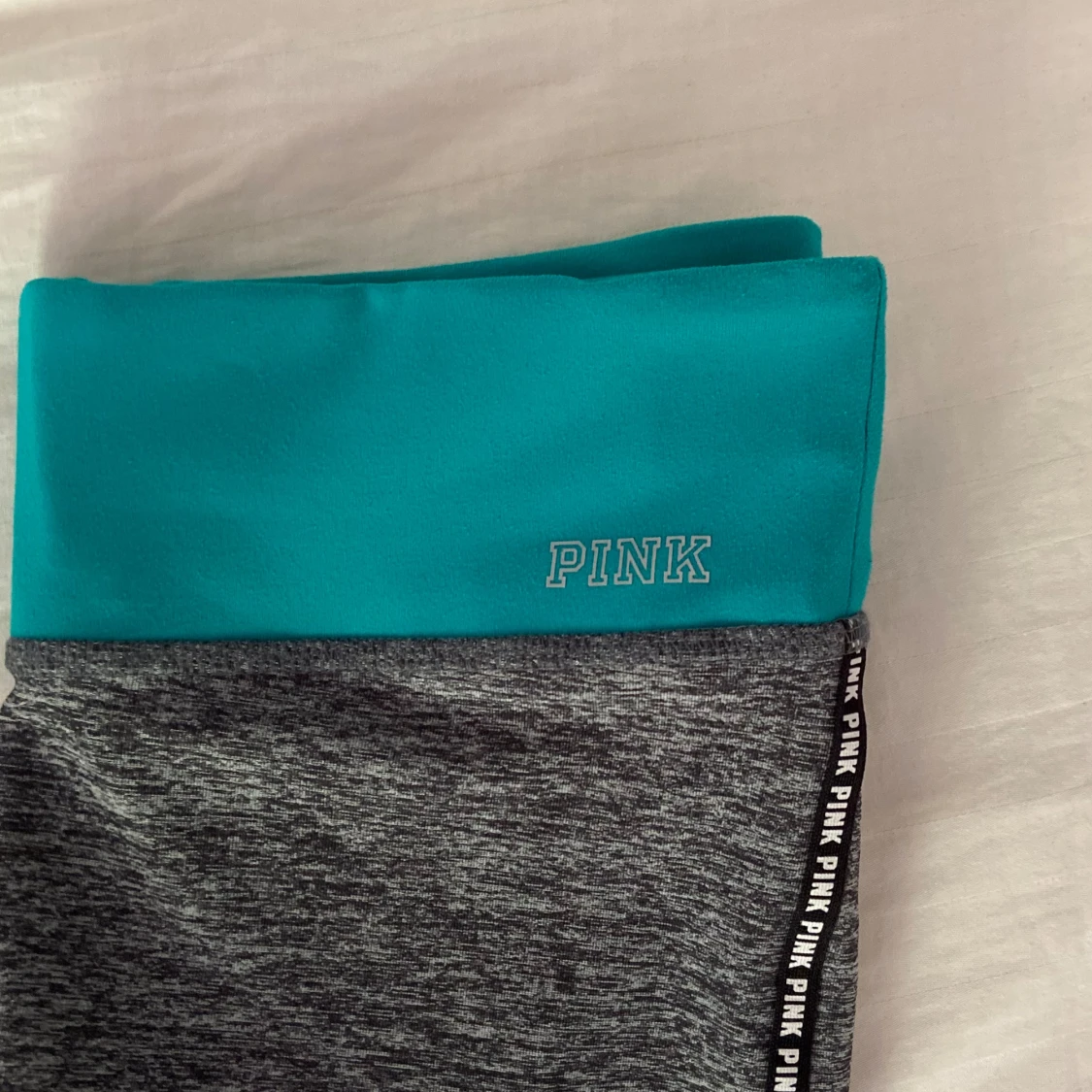 PINK Victoria’s Secret tights - 91