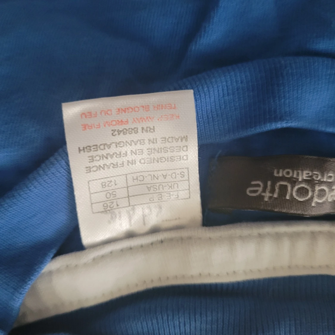 Blå t-shirt från Petit Bateau - 90