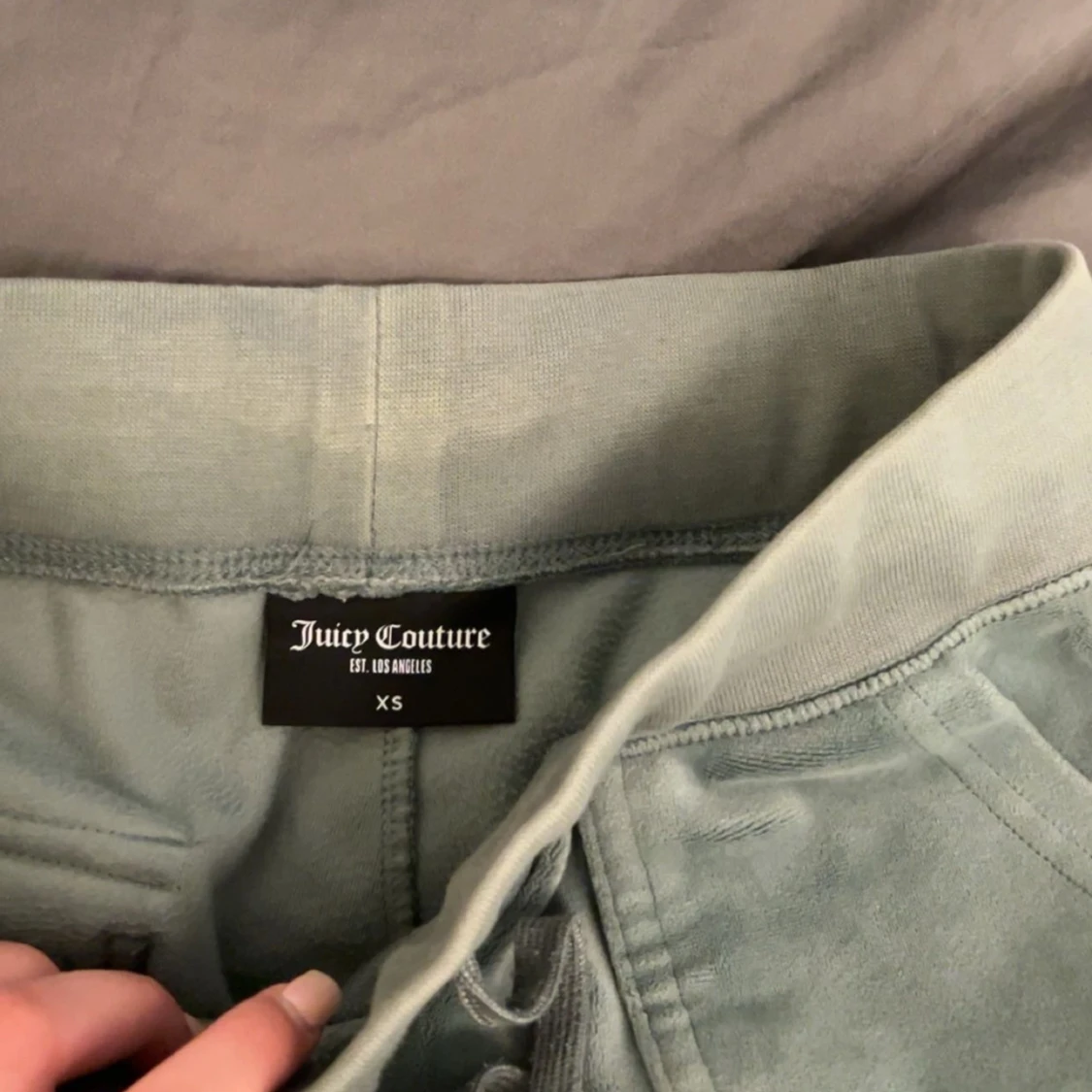 Gröna mjukisbyxor från Juicy Couture - 90