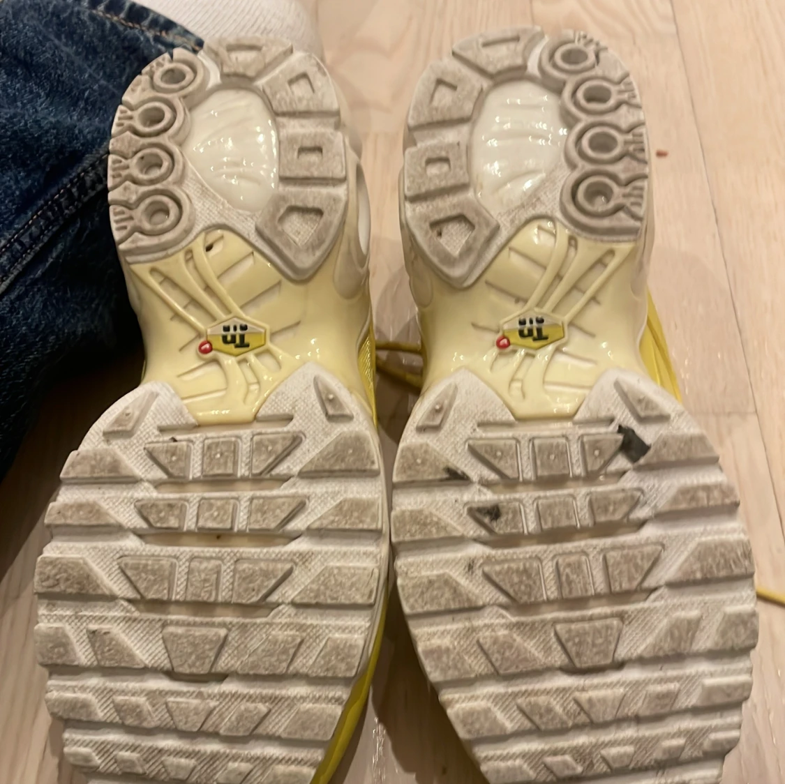 Dom är lite använda men i gott skick - 90