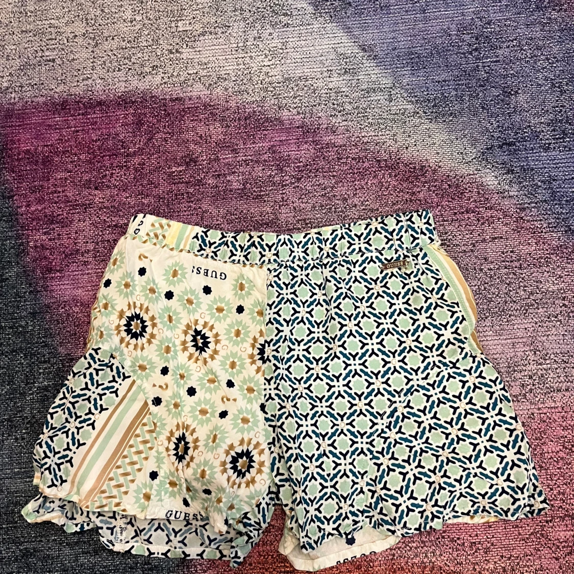 GUESS sommar kostym  - 91