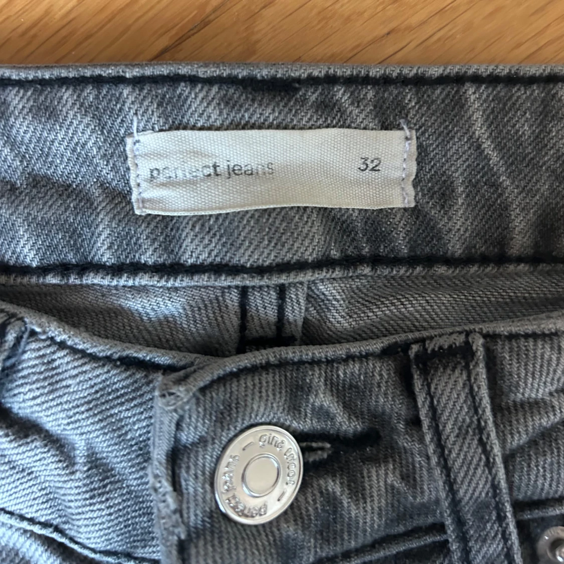 Grå bootcut jeans - 91