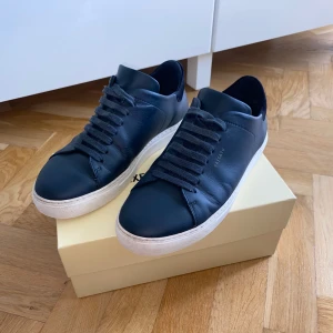 Arigato Clean 90  - Storlek 41, jättefint skick. 