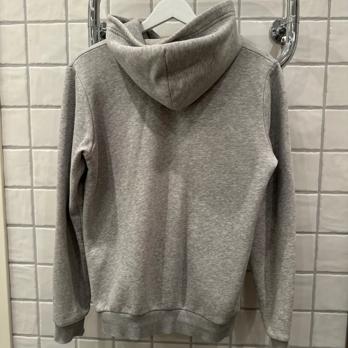 Peak Performance hoodie  - 90