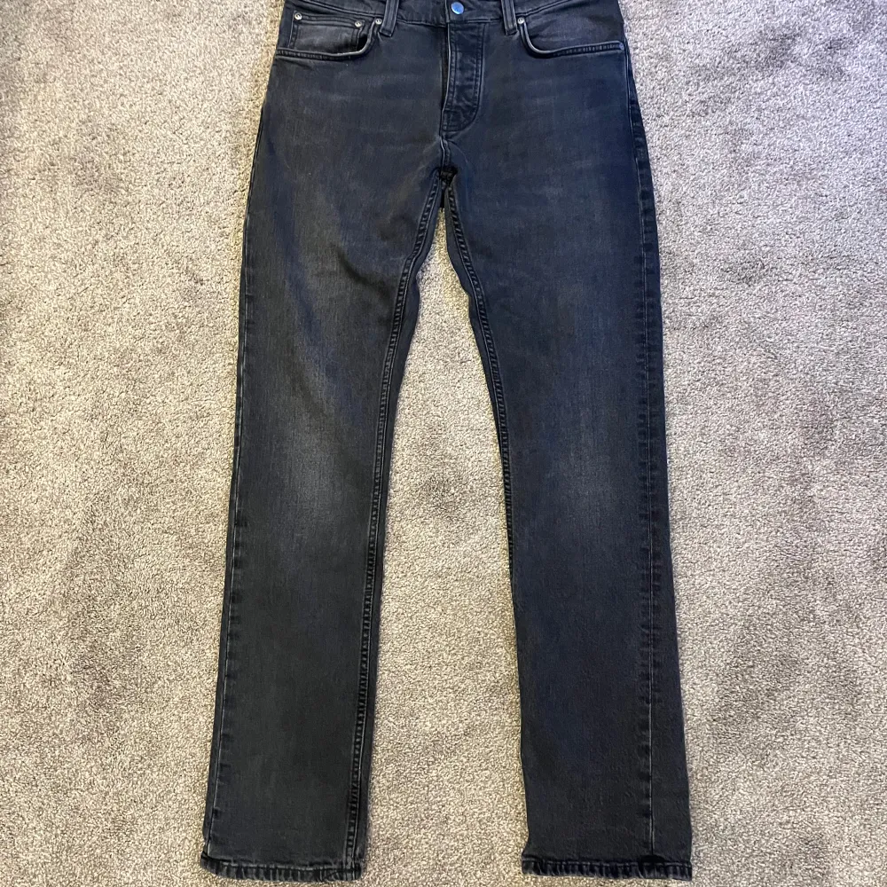 Säljer nudie jeans i bra skick. Köptes nya på Nk. W32 L32. Jeans & Byxor.