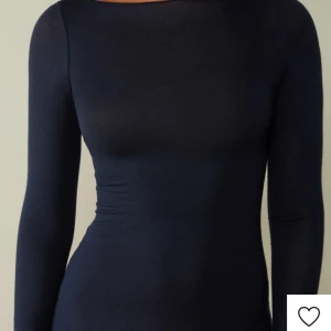 Intimissimi tröja - Snygg tröja som aldrig använd Pris kan diskuteras!