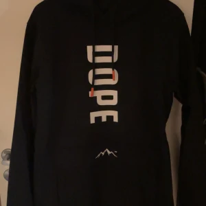 Dope snowboard jacka - Väldigt fin!
