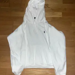 Polo Ralph lauren huvtröja dam. Storlek XXL skick 9/10 inga defekter 