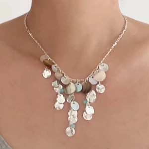 Halsband  - Helt nytt! Använd gärna KÖP NU.