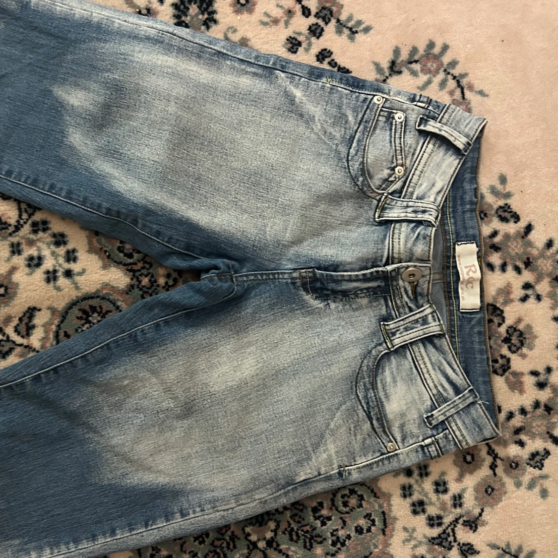 Unika lågmidjade jeans  - 90